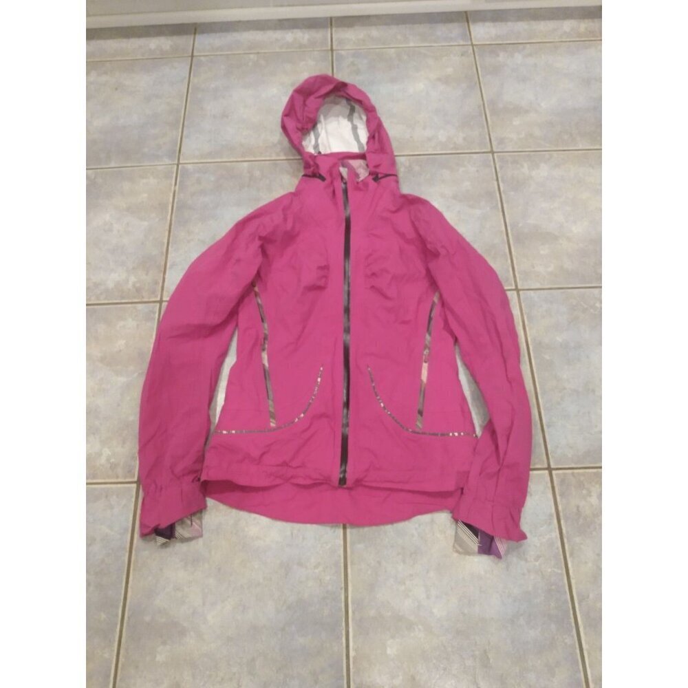 Women's Lululemon Full Zip Jacket Windbreaker Athletic Hooded Pink Size 4
